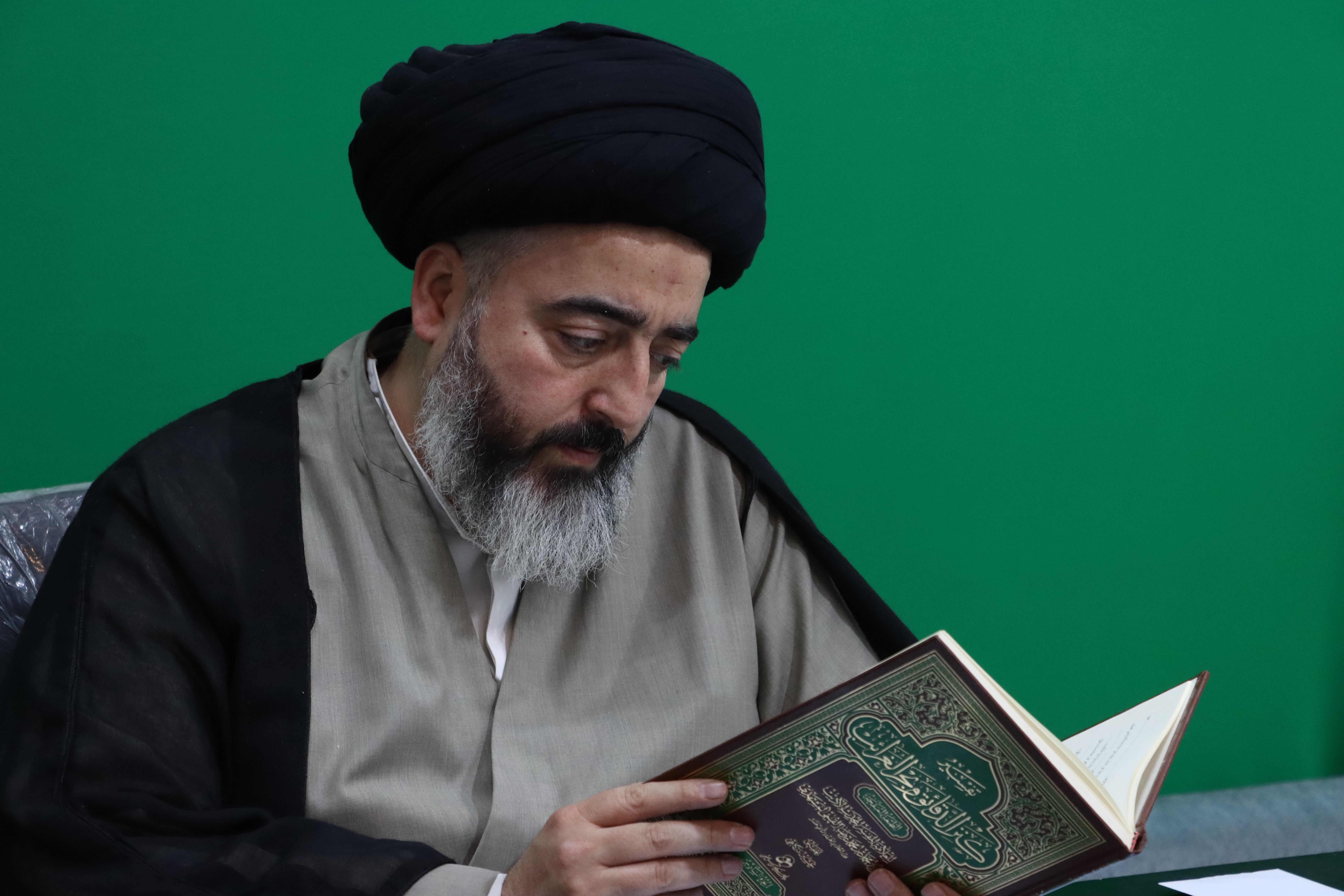 سماحة آیة الله السید جواد المدرسی